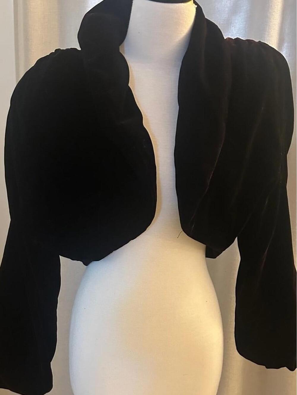 Karen Okada Deep Maroon Velvet Puff Sleeve Bolero Shrug  M Vintage 90s